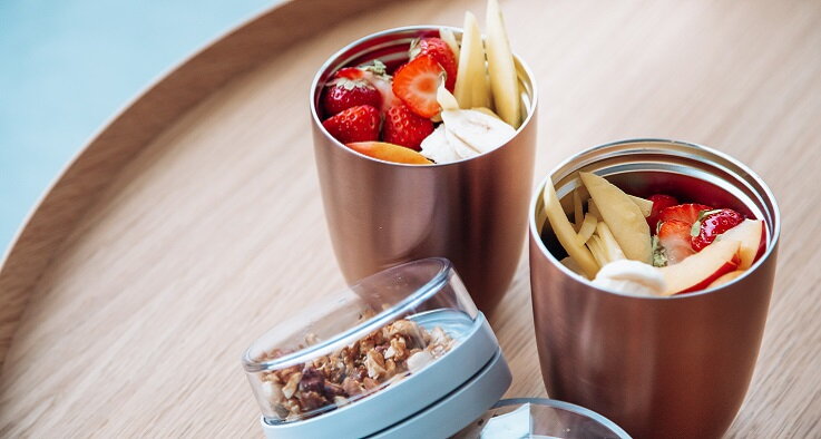 Mittagsgericht: Graupenporridge mit Fruchtkompott und Nusscrunch | Mepal