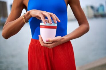 limited edition lunch pot ellipse - strawberry vibe